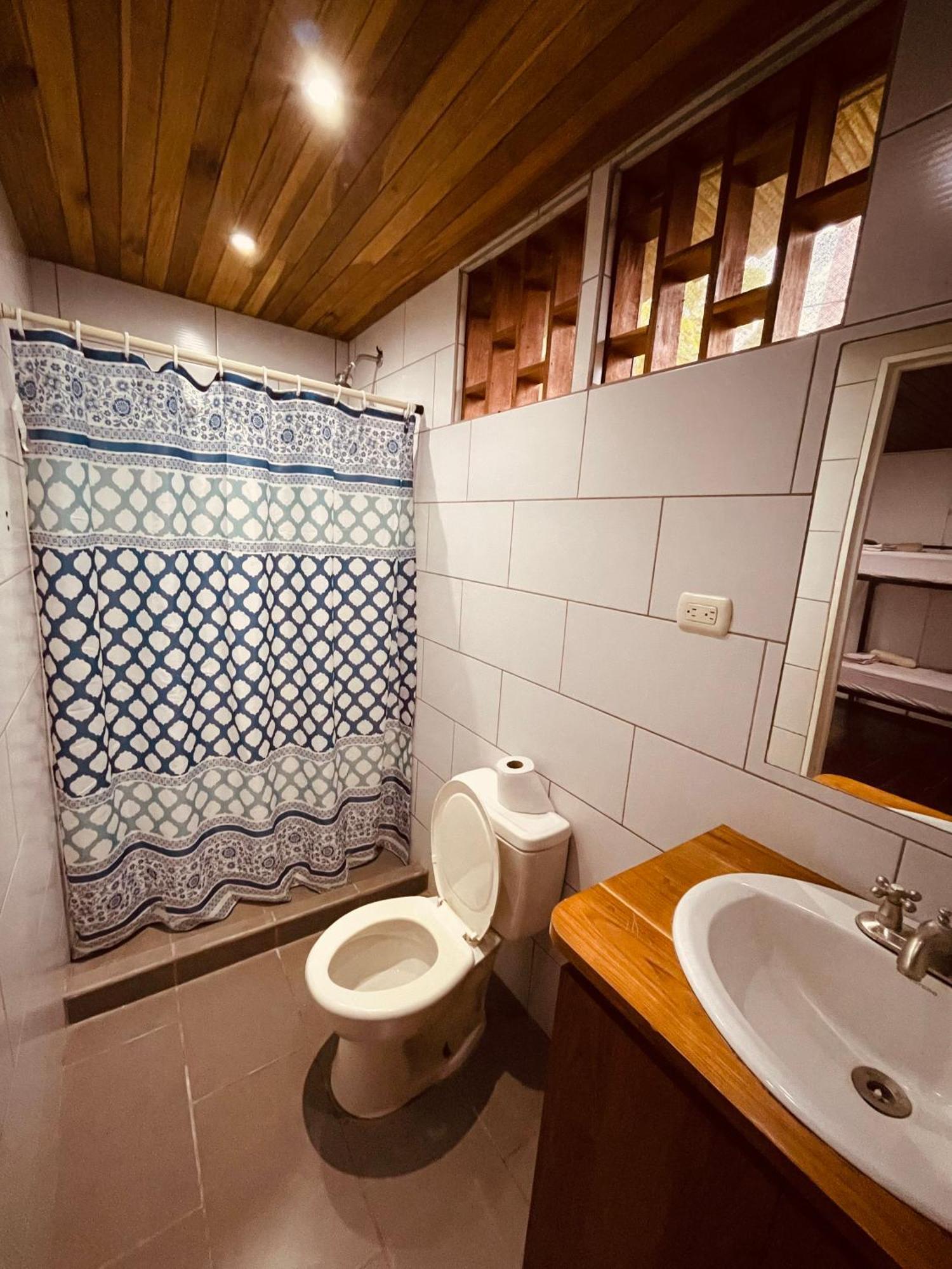 El Clan Hostel Puerto Viejo de Talamanca Esterno foto